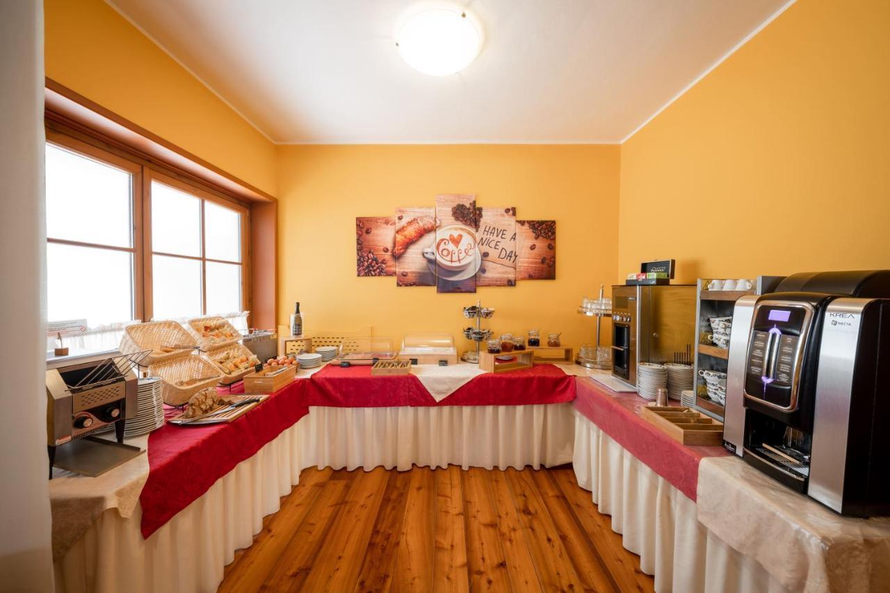 Hotel Elena Saint-Vincent Εξωτερικό φωτογραφία