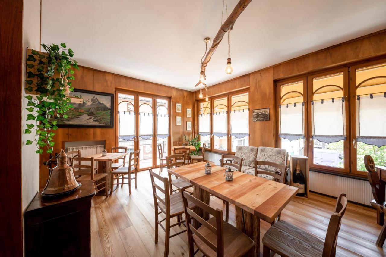 Hotel Elena Saint-Vincent Εξωτερικό φωτογραφία
