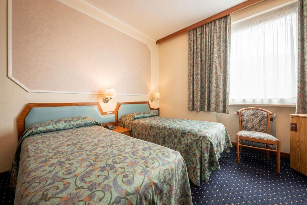 Hotel Elena Saint-Vincent Δωμάτιο φωτογραφία